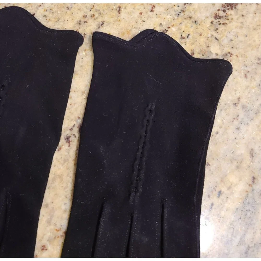 Vintage Size M 7 Black Soft Suede Leather Formal 8.5